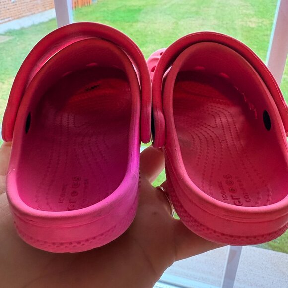 Girls Pink Crocs Size 8 Outdoor Water Beach Camping Clogs - Picture 6 of 8